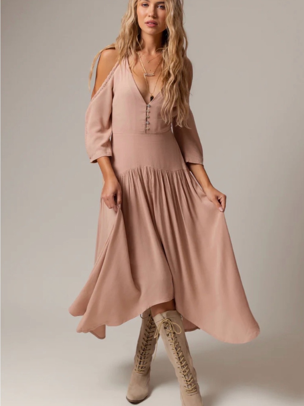 Joyfolie Lisette Desert Shell Blush Cold-Shoulder Midi Dress